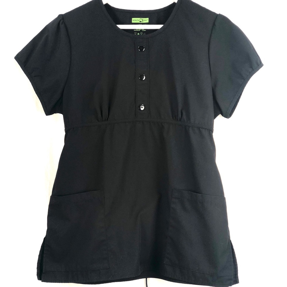 ❤️ 3/$30 HealthPro black scrub top NWOT
